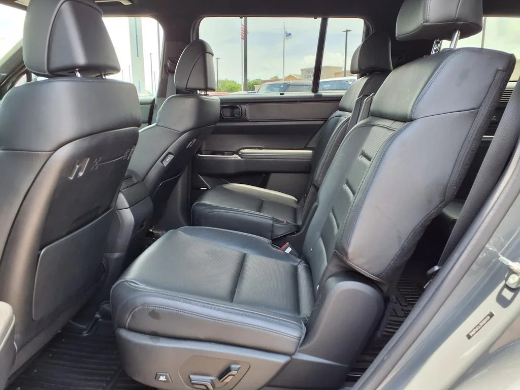 Used 2024 Gray Hyundai Calligraphy image 5