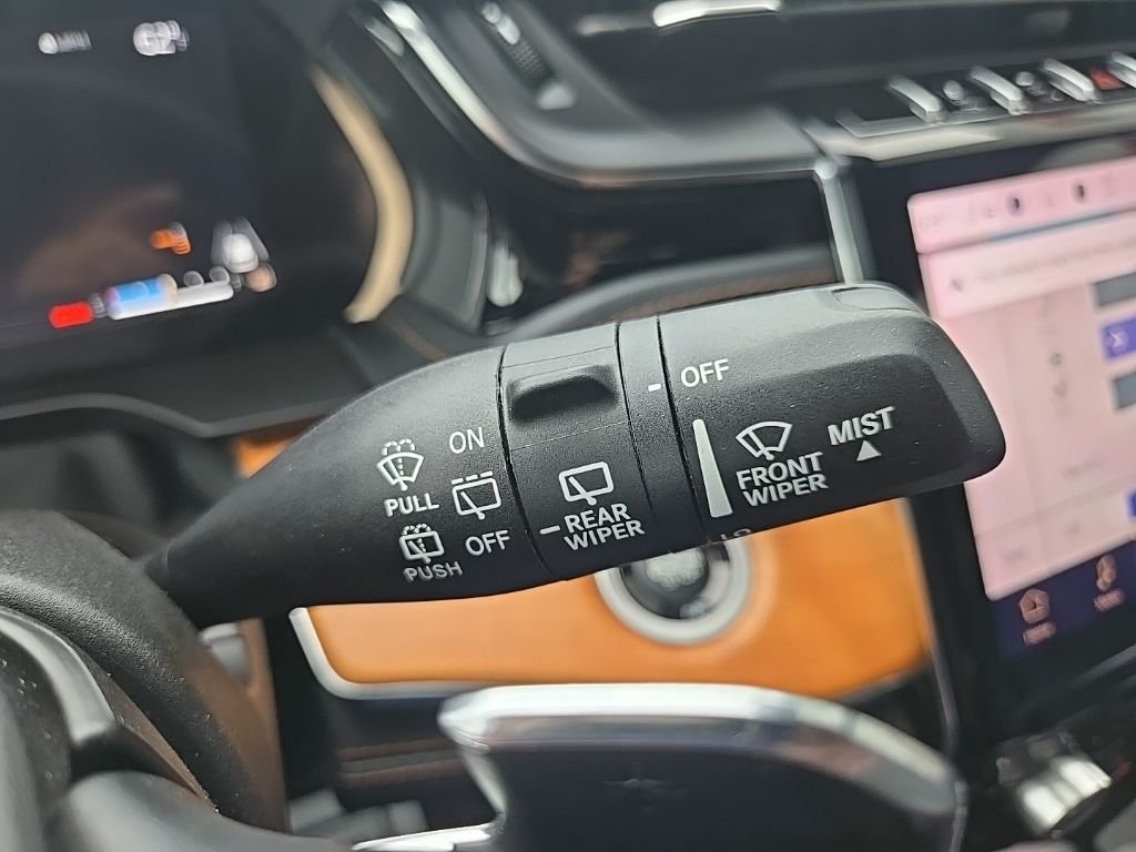 Used 2022 White Jeep Summit Reserve image 49
