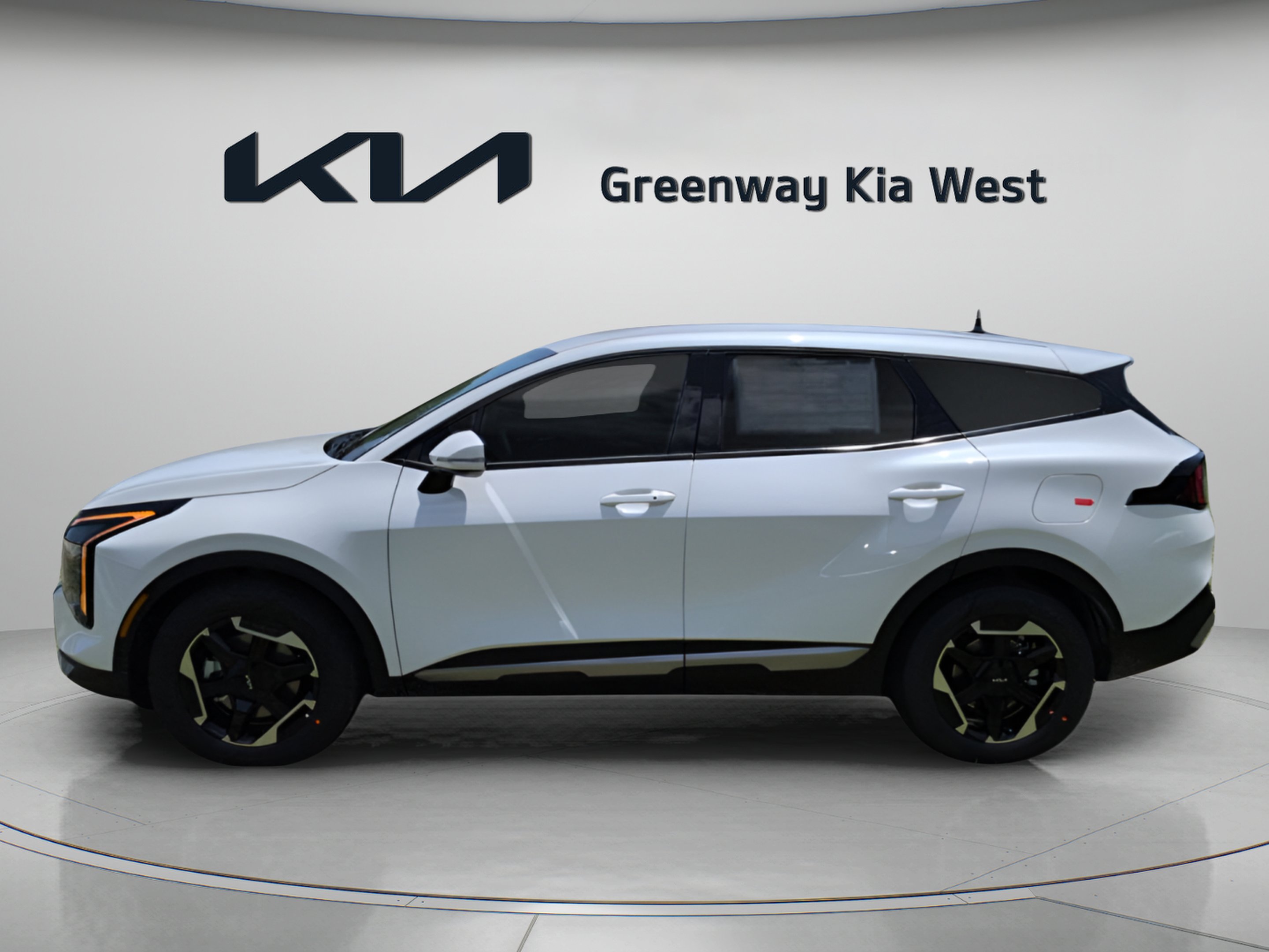New 2027 Snow White Pearl Kia LX image 5