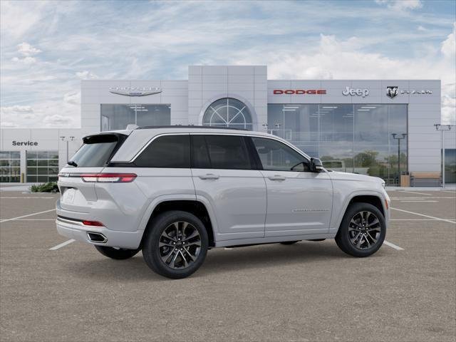 2025 Jeep Grand Cherokee Overland - Photo 45