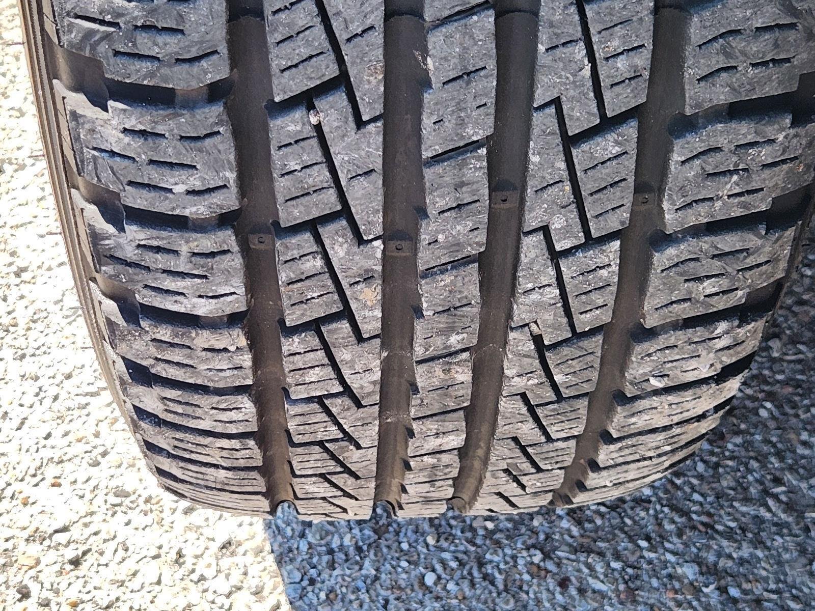 2022 Ford Edge photo 11 of 33