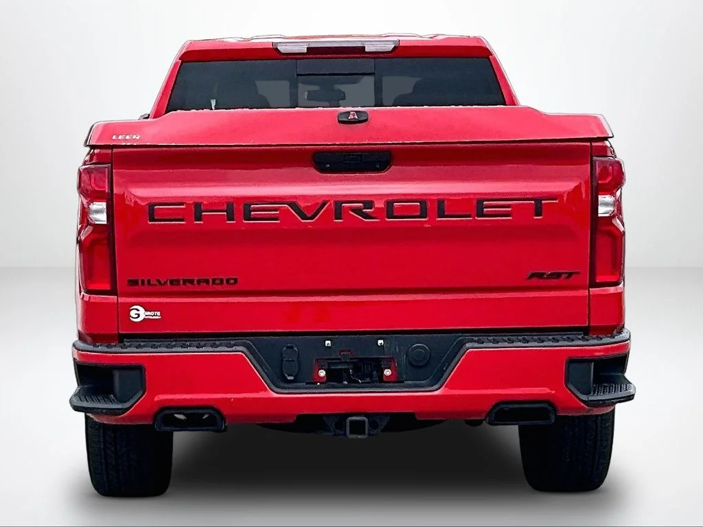 Used 2021 Red Chevrolet RST image 5