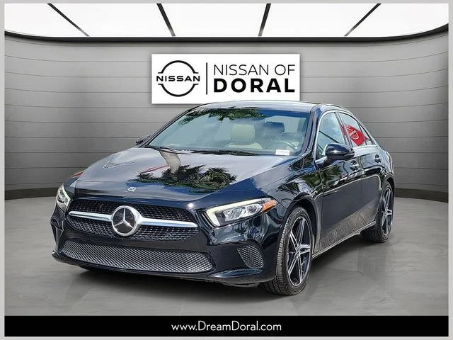 Used 2019 Black Mercedes-Benz A 220 image 1