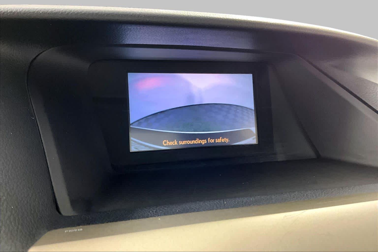 Used 2015 Starfire Pearl Lexus  image 25