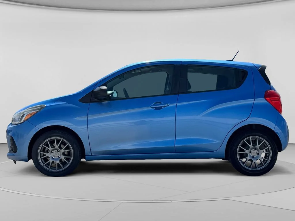 Used 2017 Blue Chevrolet LS image 7