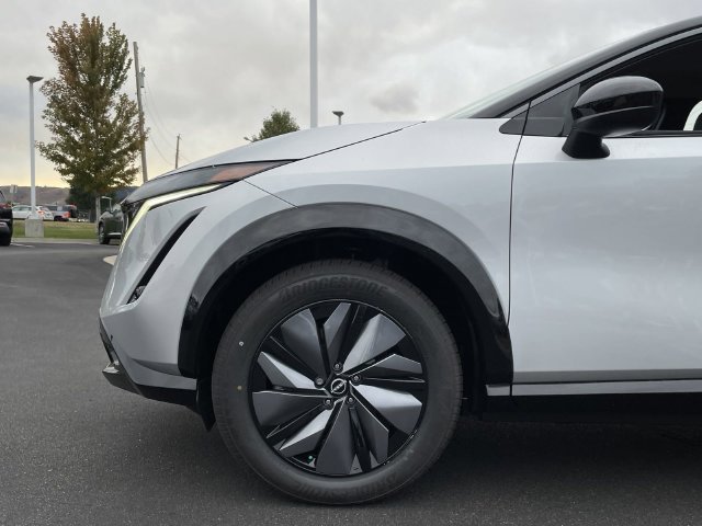 New 2023 Silver Nissan ENGAGE e-4ORCE image 10