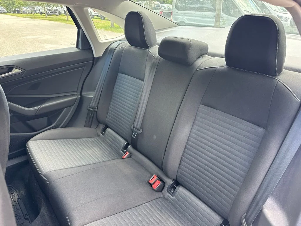 Used 2024 Gray Volkswagen 1.5T S image 11