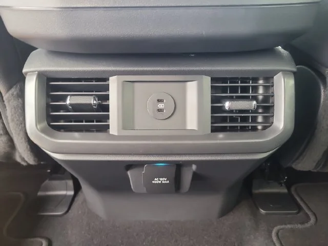 New 2026 Silver Metallic Ford Lariat image 15
