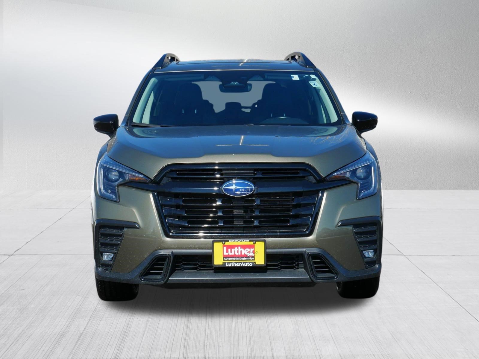 Used 2024 Subaru Ascent Onyx Edition with VIN 4S4WMAHD5R3426561 for sale in Vadnais Heights, Minnesota