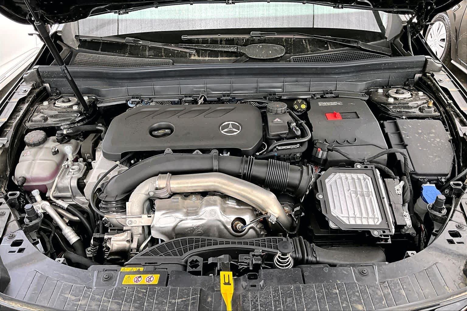 New 2026 Night Black Mercedes-Benz GLB 250 image 17