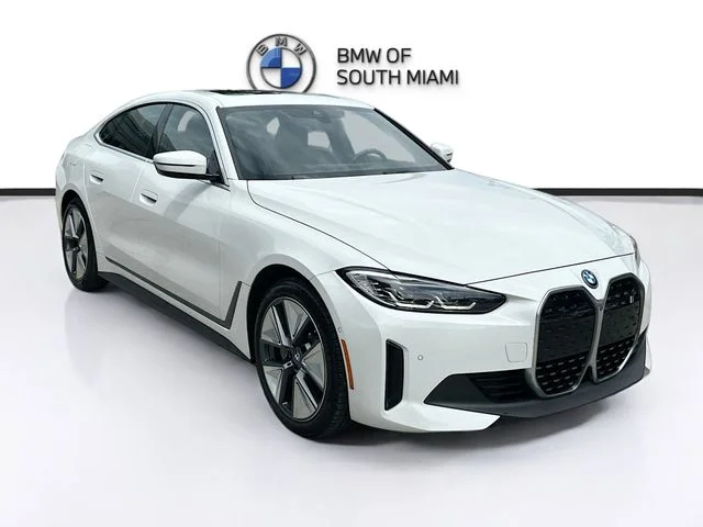 2024 BMW i4 eDrive35's photo