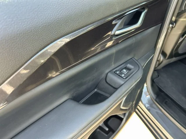 Used 2022 Gray Jeep Altitude image 20