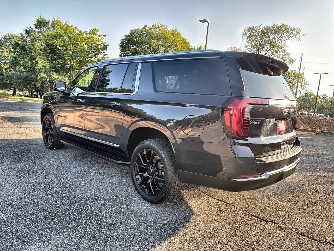 New 2026 Titanium Rush Metallic GMC Elevation image 6