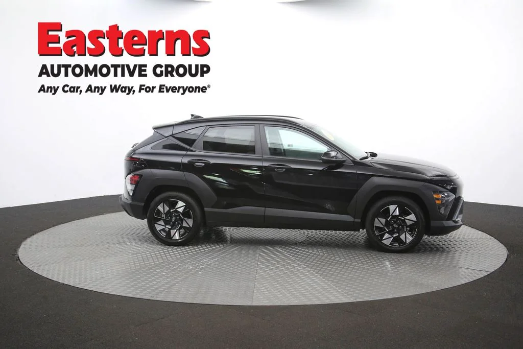 Used 2024 Black Hyundai SEL image 55