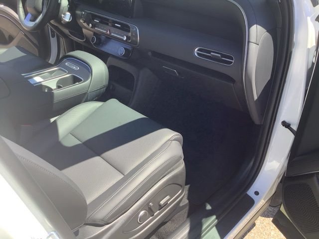 Certified Used 2026 White Pearl Hyundai SEL Premium image 23