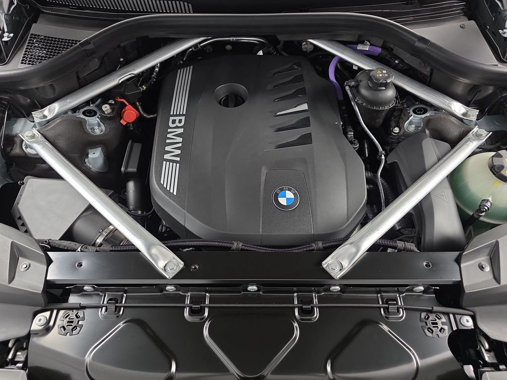 New 2027 Brooklyn Grey Metallic BMW xDrive40i image 31