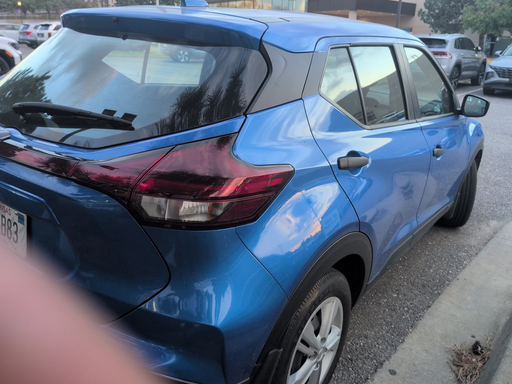Used 2025 Blue Nissan S image 5