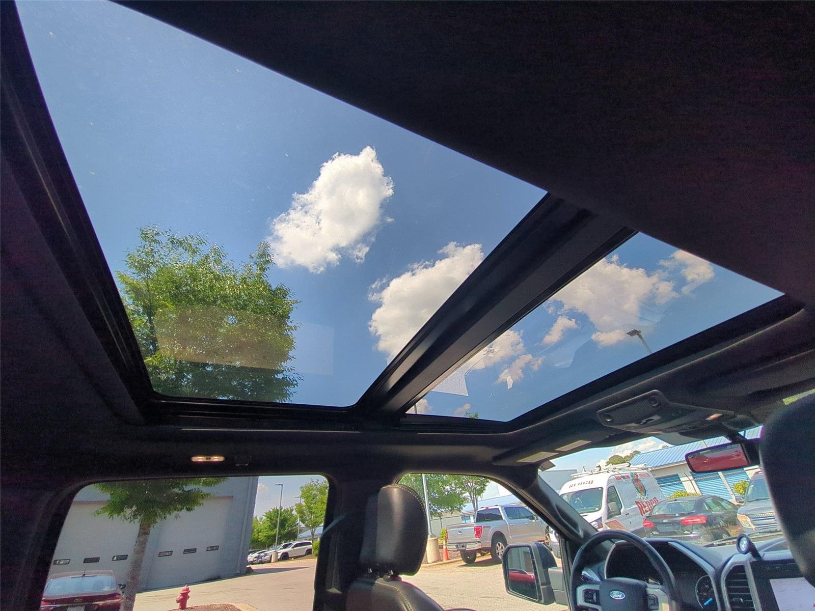 Used 2020 Agate Black FORD LARI image 38