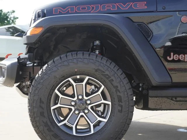 New 2026 Black Clear-Coat Exterior Paint Jeep Mojave image 5