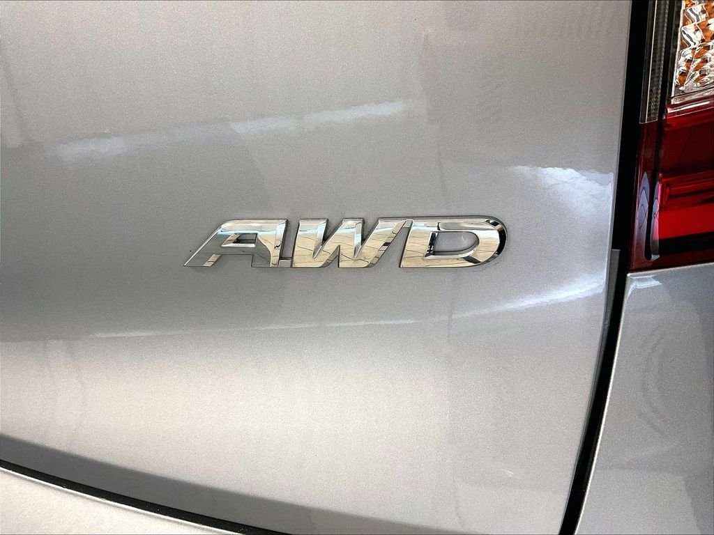 Used 2019 Silver Honda EX image 29
