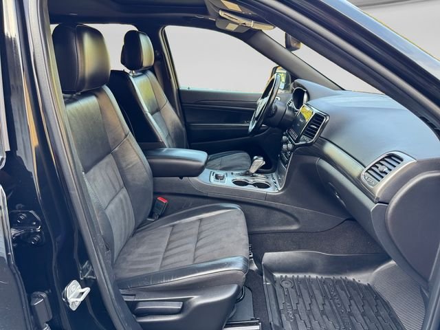 Used 2021 Black Jeep Laredo X image 16