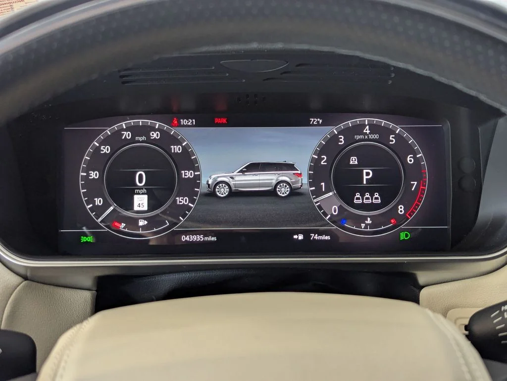 Used 2022 Black Land Rover HSE Silver Edition image 40