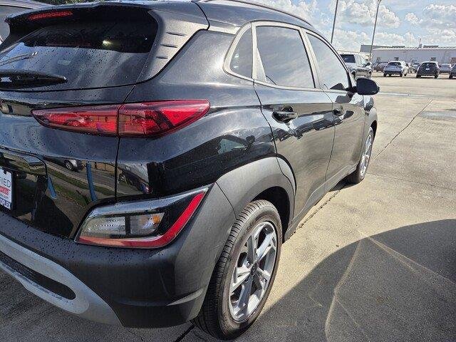 Used 2022 Ultra Black Hyundai SEL image 4