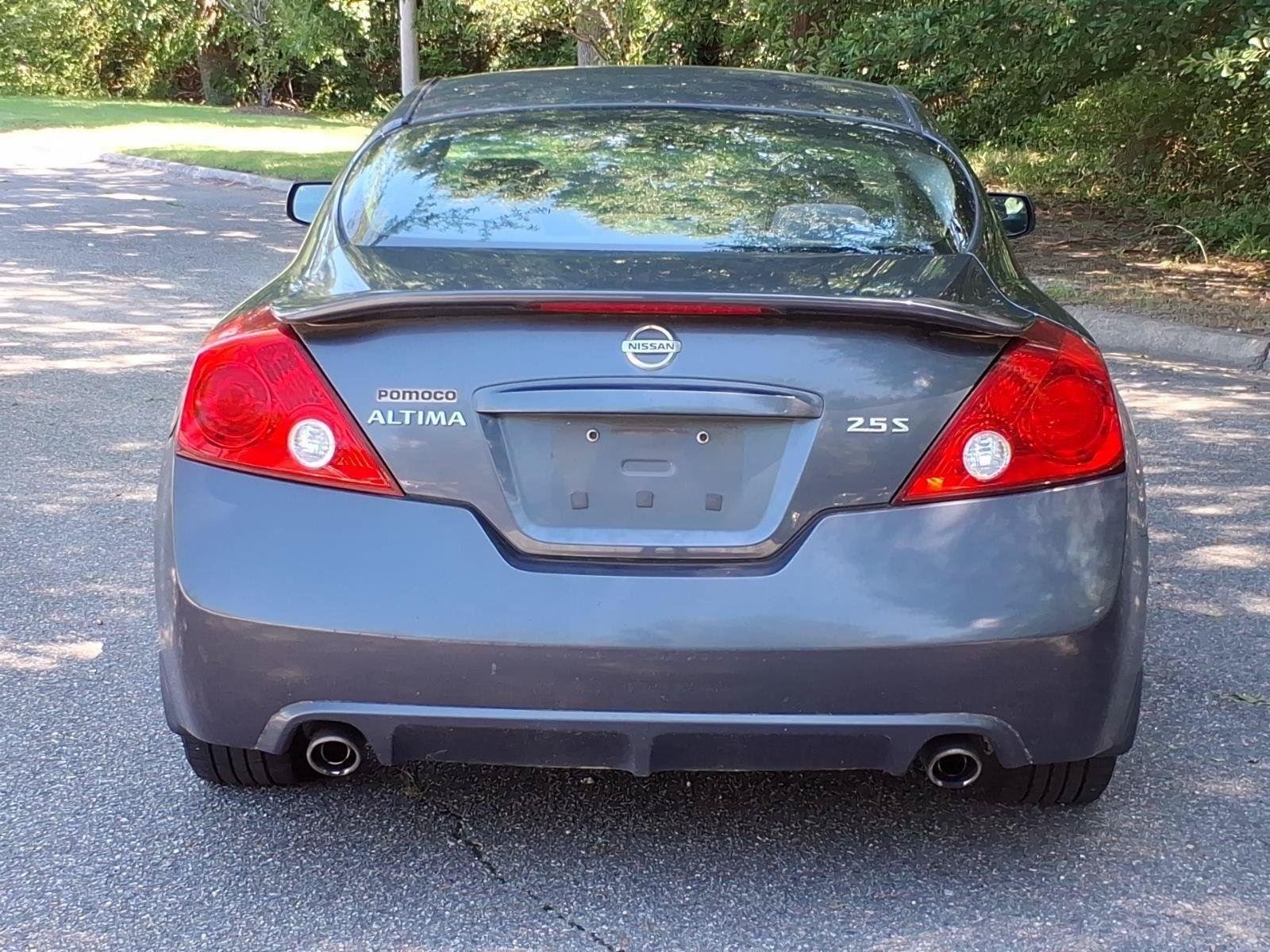 Used 2012 Navy Blue Metallic Nissan 2.5 S image 8