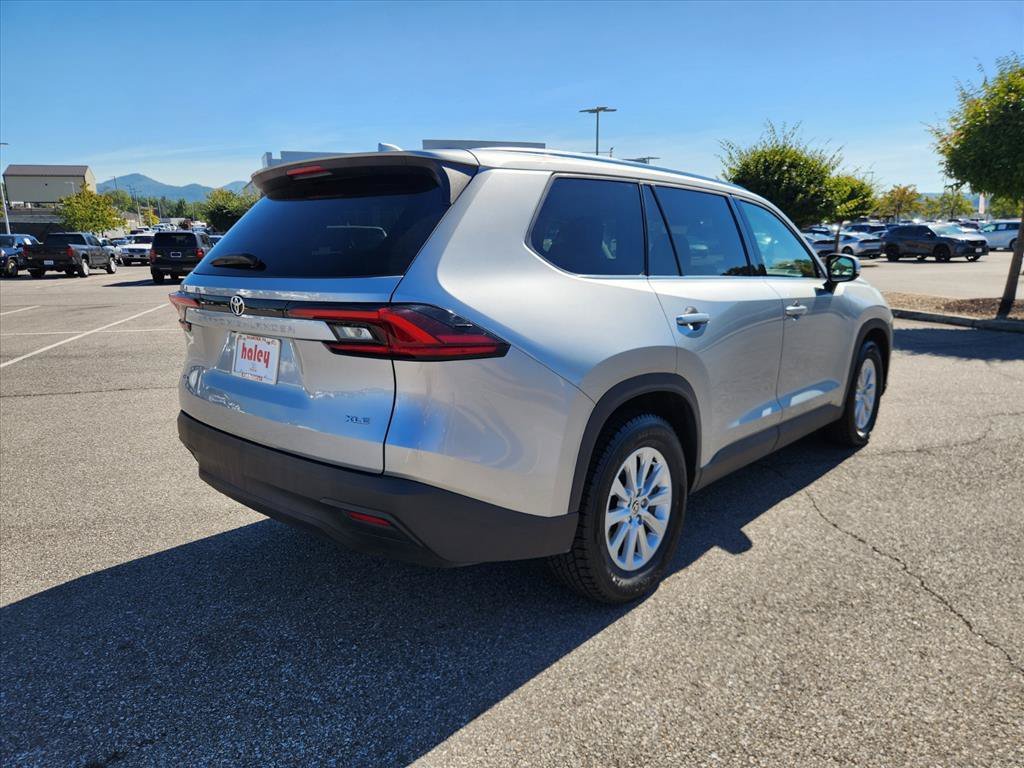 Certified Used 2025 Silver Toyota XLE image 4