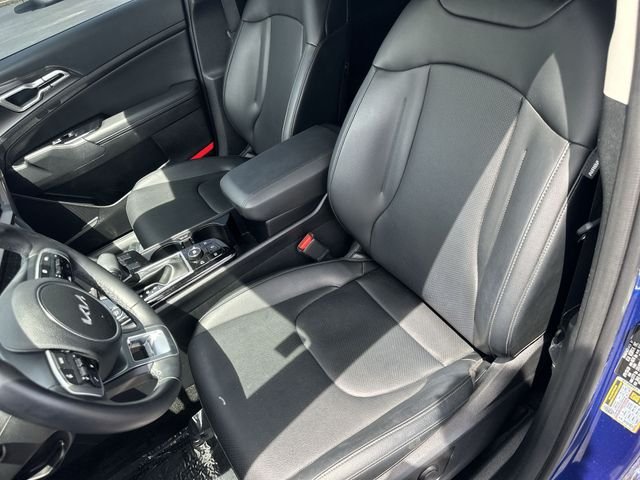 Used 2024 Blue Kia EX image 15