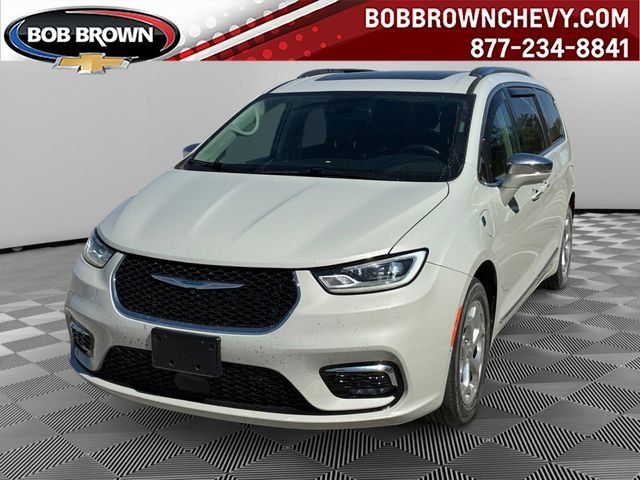 2021 Chrysler Pacifica Hybrid Limited Hybrid's photo