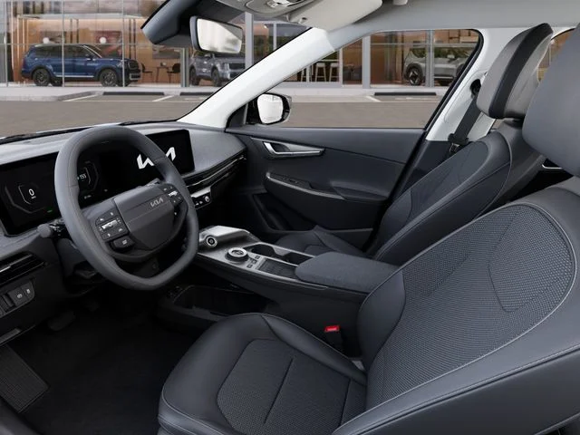 New 2026 Glacial White Pearl Kia LIGHT image 17