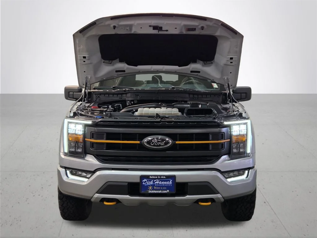 Used 2023 Silver Ford Tremor image 5