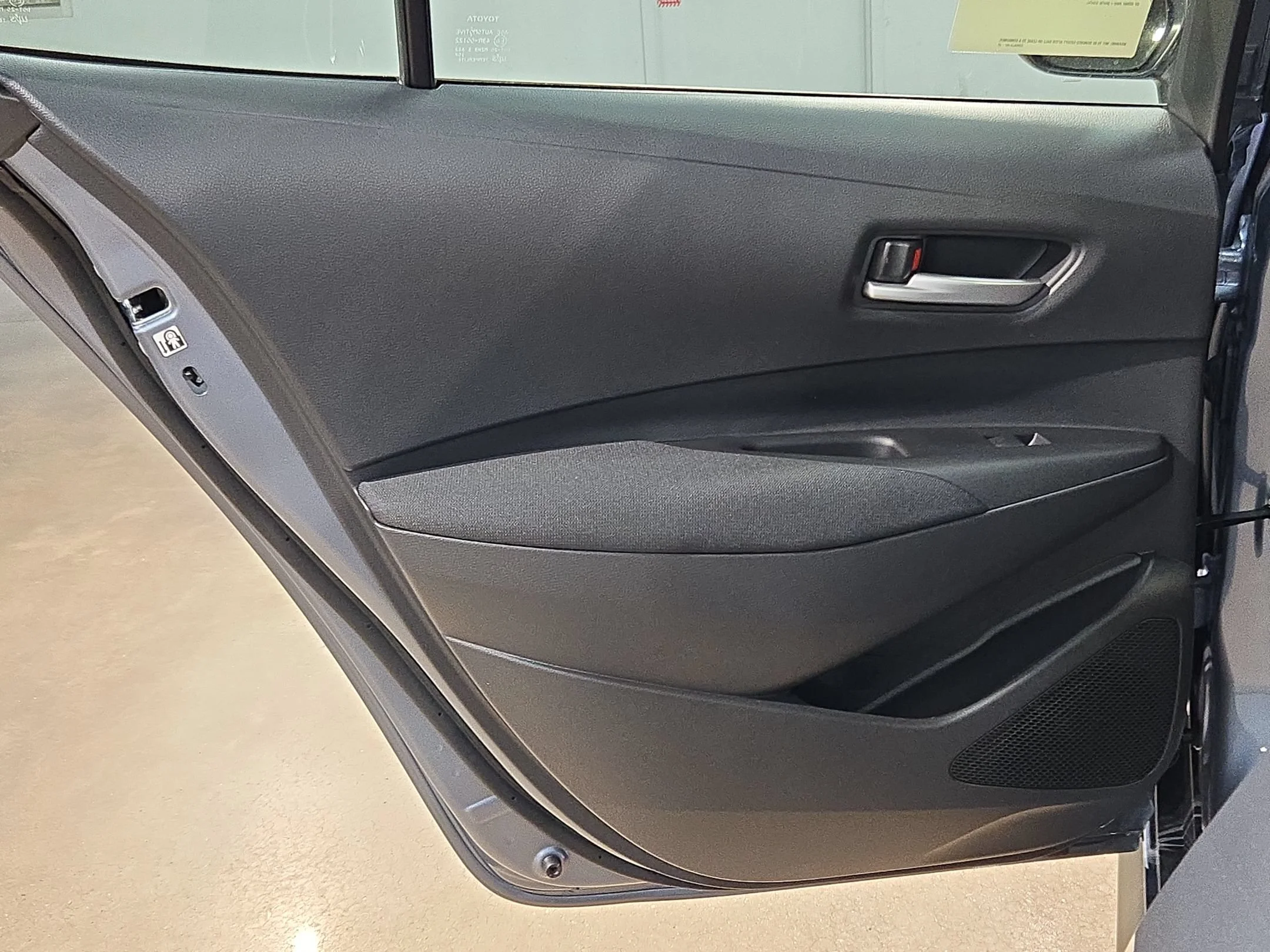 New 2027 Celestite Toyota Hybrid SE image 22