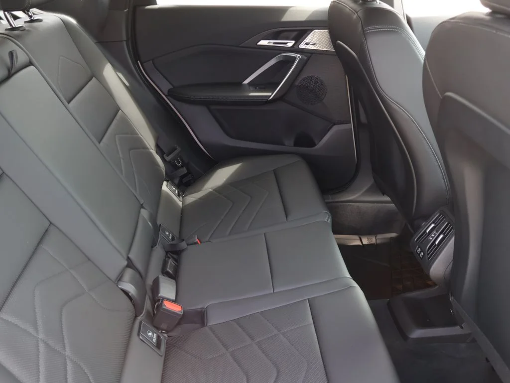 2025 BMW X1 28i - Photo 19