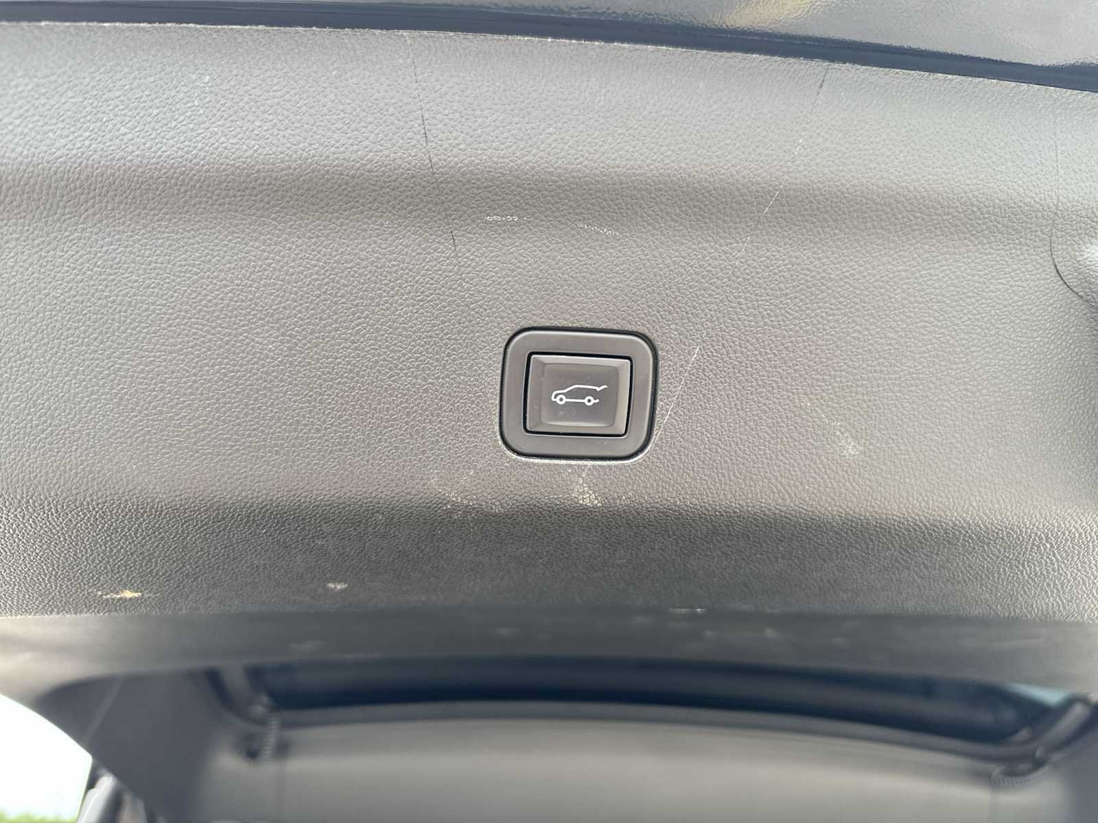 2021 Chevrolet Tahoe Z71 - Photo 26