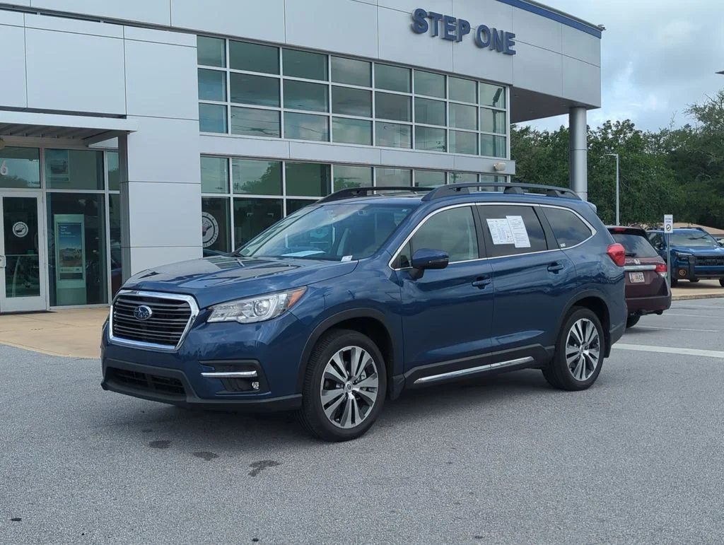 2022 Subaru Ascent Limited 7 Passenger's photo