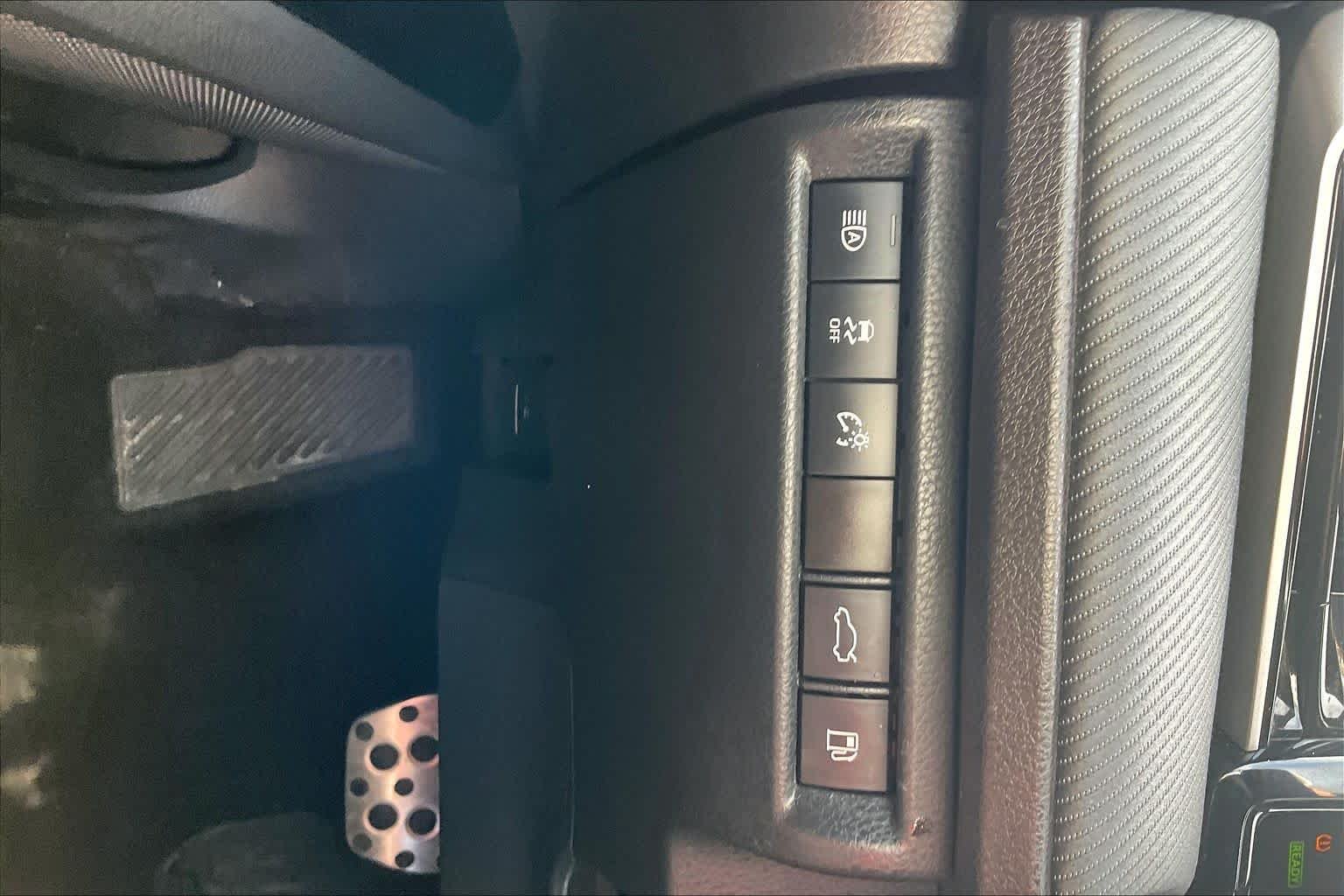 Used 2025 Heavy Metal Toyota SE image 33