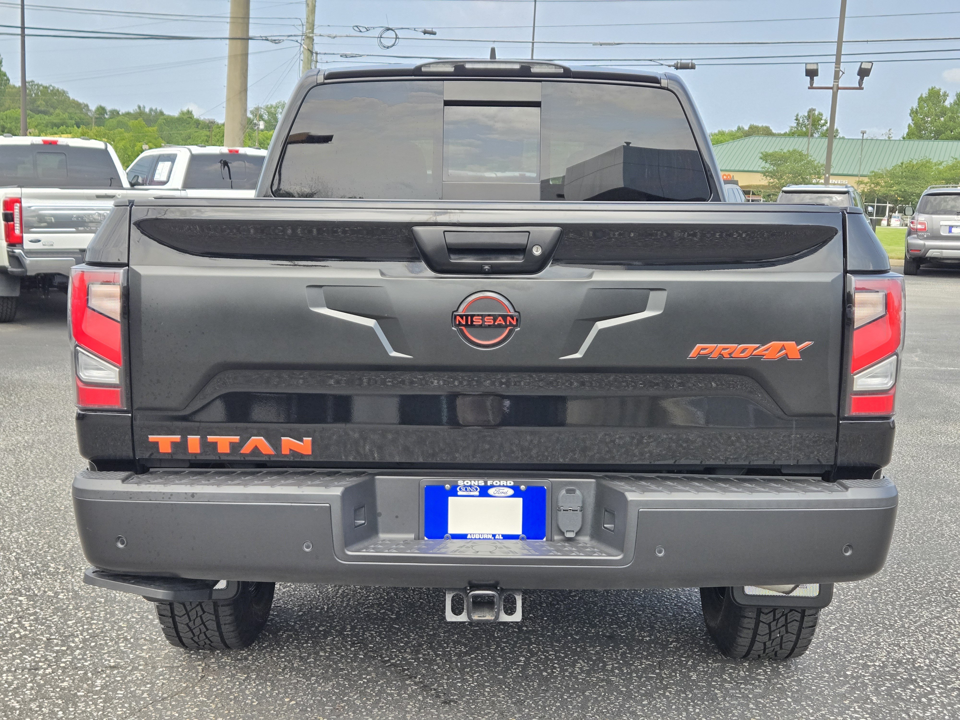 Used 2023 Super Black Nissan PRO-4X image 9