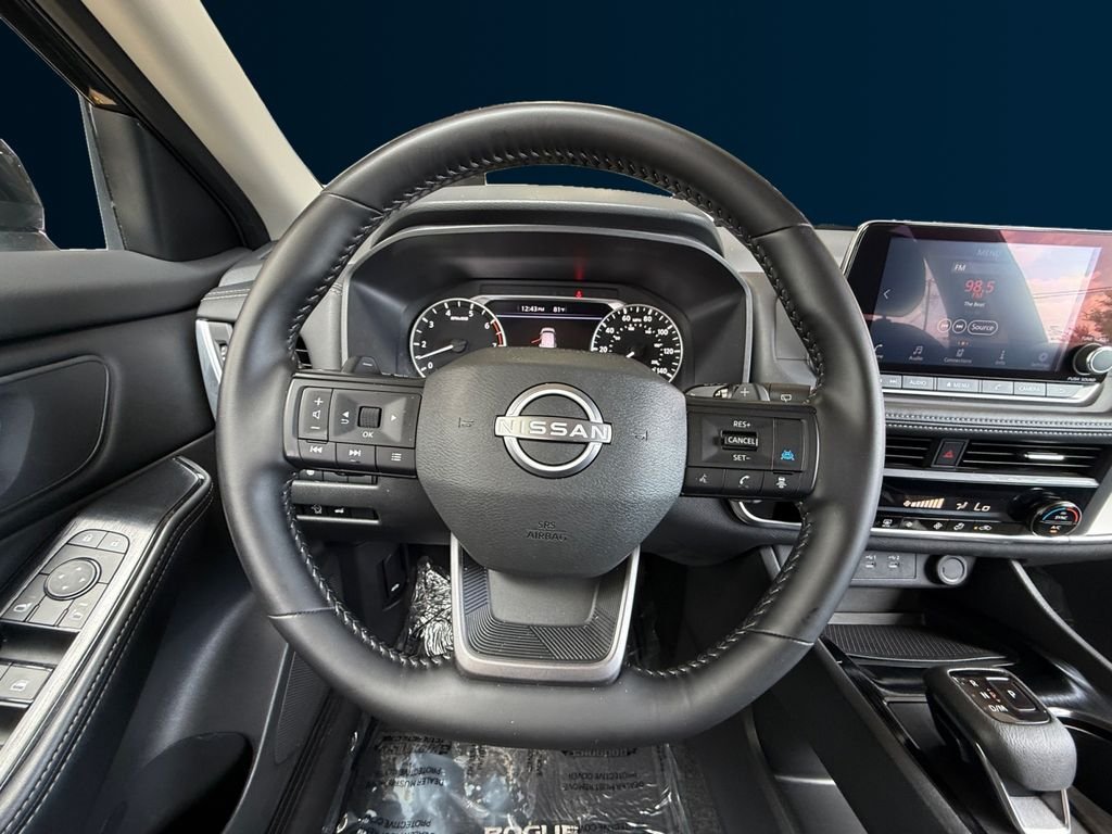 Used 2025 Black Nissan SV image 13