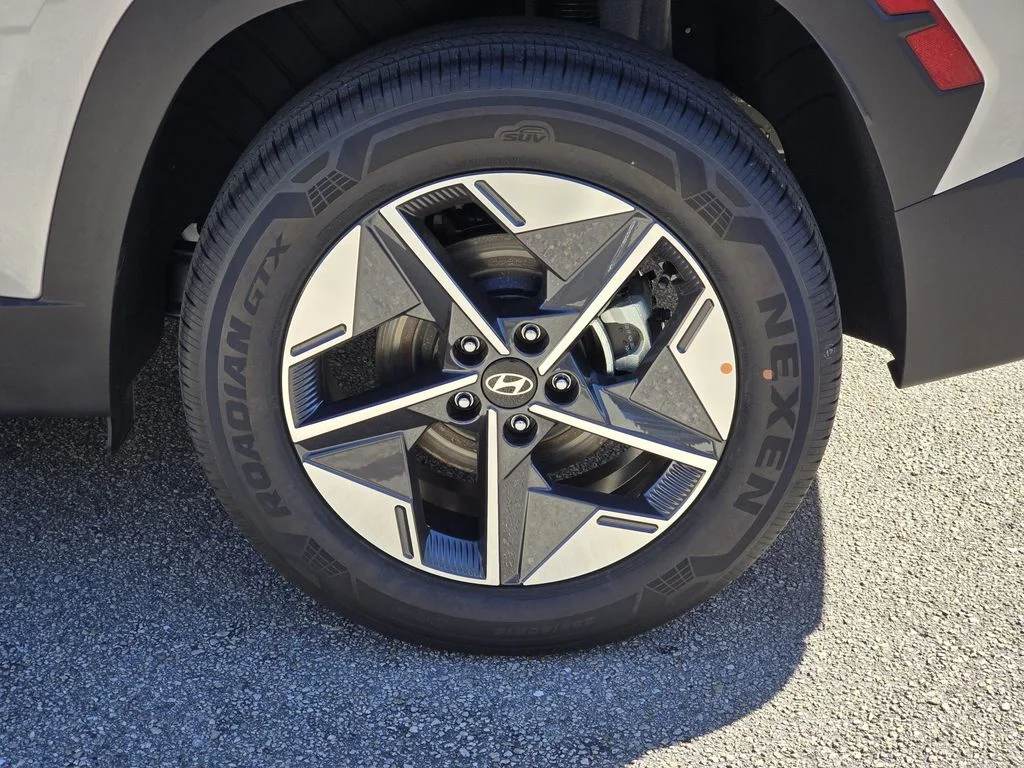 New 2026 Silver Hyundai SEL image 5