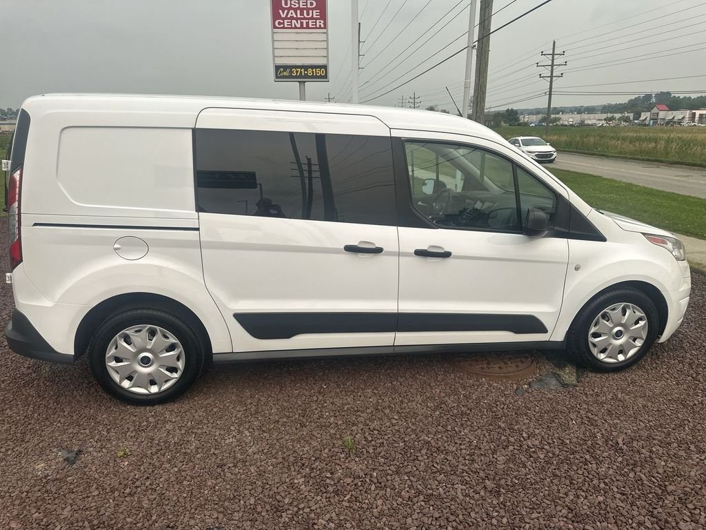 Used 2018 White Ford XLT image 9