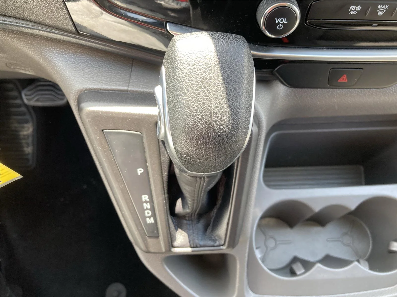 Used 2024 Oxford White Ford 350 XLT image 19