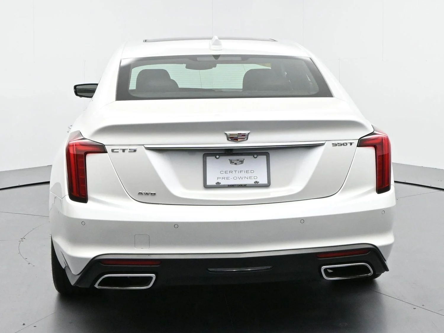 Used 2025 Crystal White Tricoat Cadillac Premium Luxury image 6
