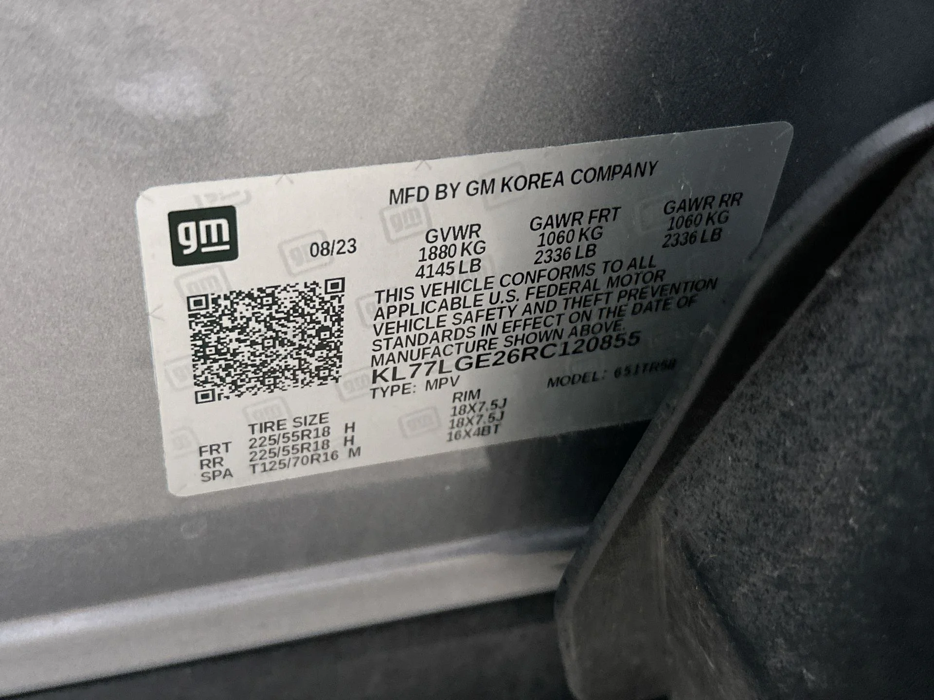 Certified Used 2024 Gray Chevrolet 1RS image 39