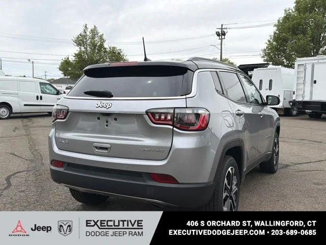 Used 2023 Silver Jeep Limited image 5