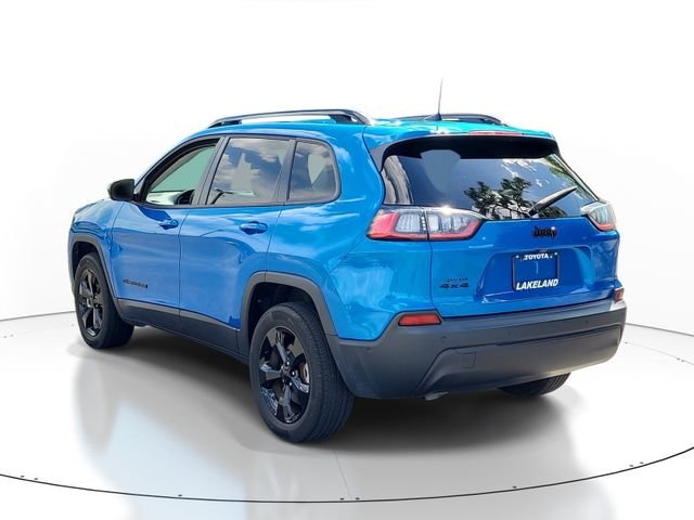 Used 2023 Blue Jeep Altitude image 3