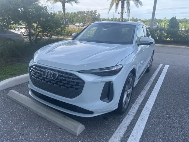 2025 Audi Q5 40 Prestige's photo