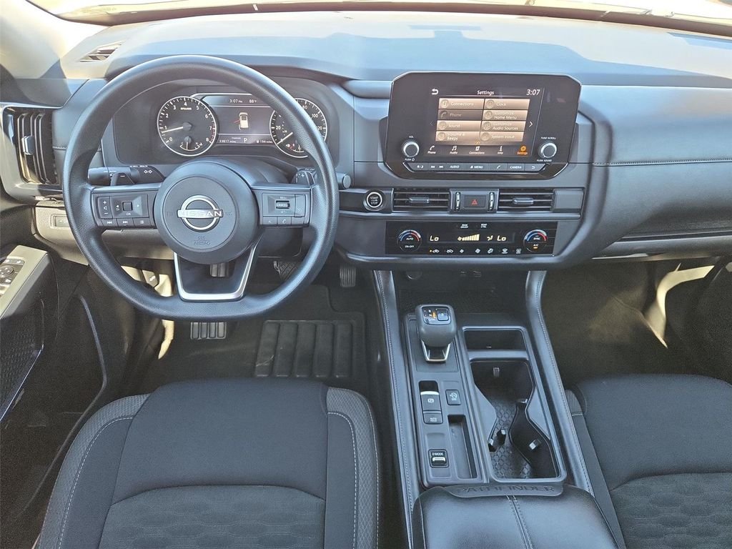 2024 Nissan Pathfinder S - Photo 12