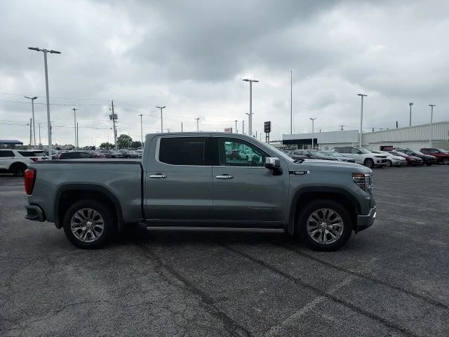 Used 2023 Silver GMC Denali image 2